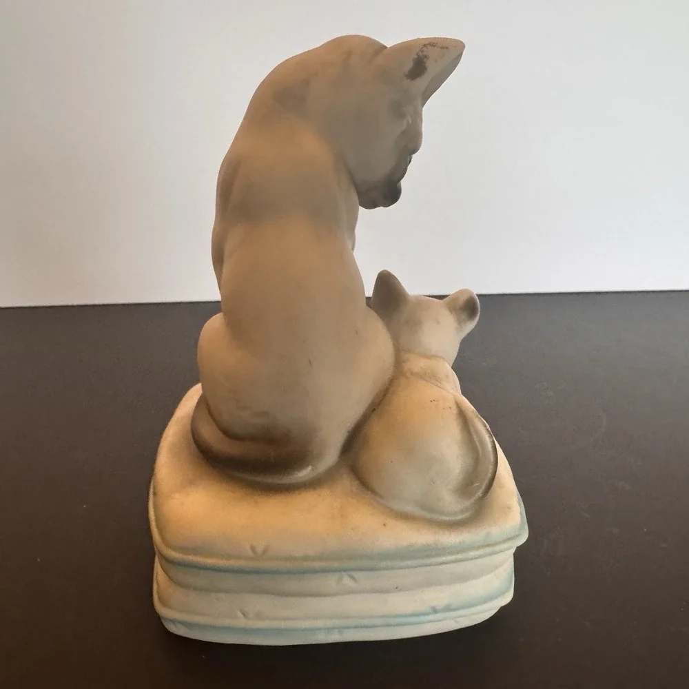 Vintage Mann Siamese Cat & Kitten Figurine Japan Hand Painted *READ